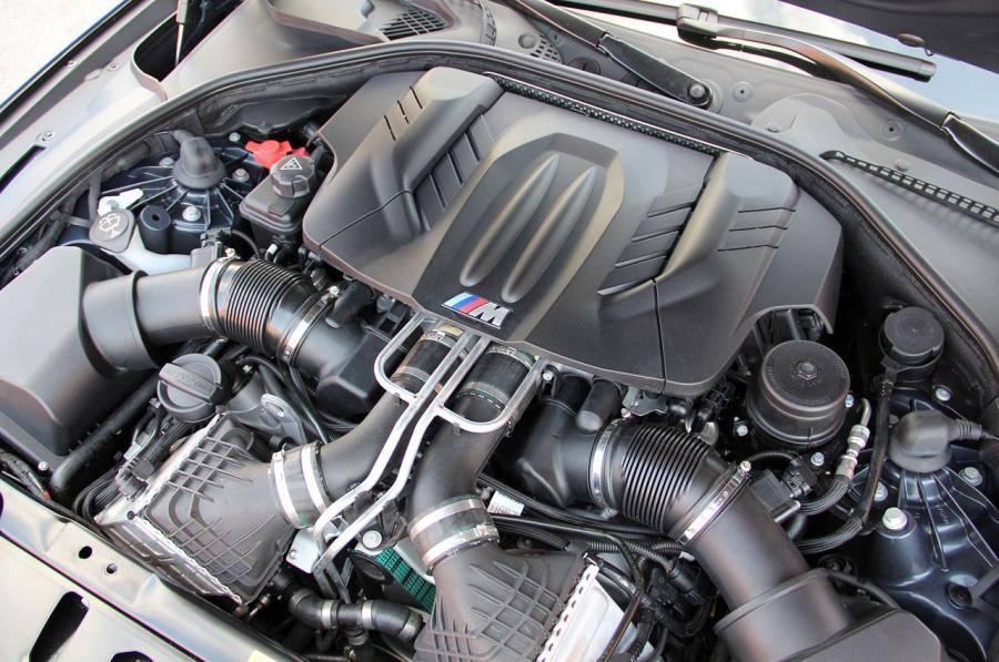  BMW M5 2012 года  (фото 101 из 319)